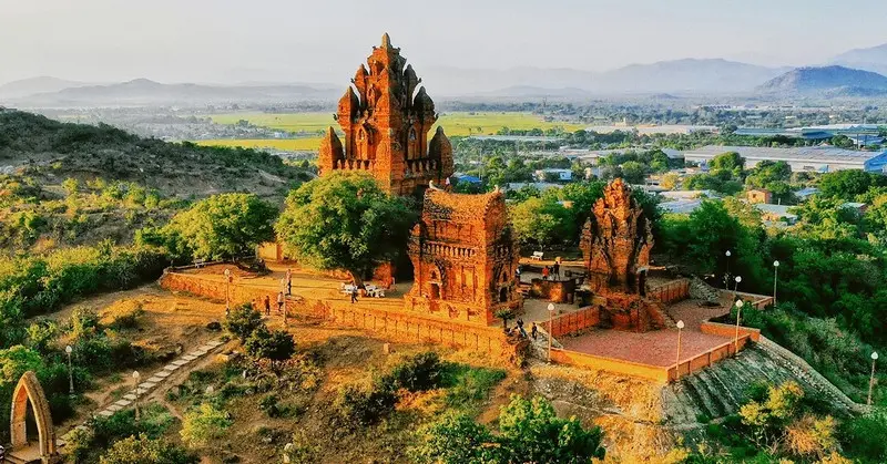 Toàn Cảnh